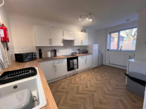 4 Bed Comfy House